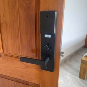 Khóa cửa thông minh khách sạn Z440 Pass